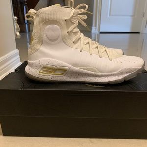 Under Armour Curry 4 White Gold